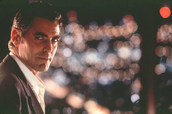George Clooney spielt Jack Foley, einen dreimal verurteilten Bankräuber, ...
